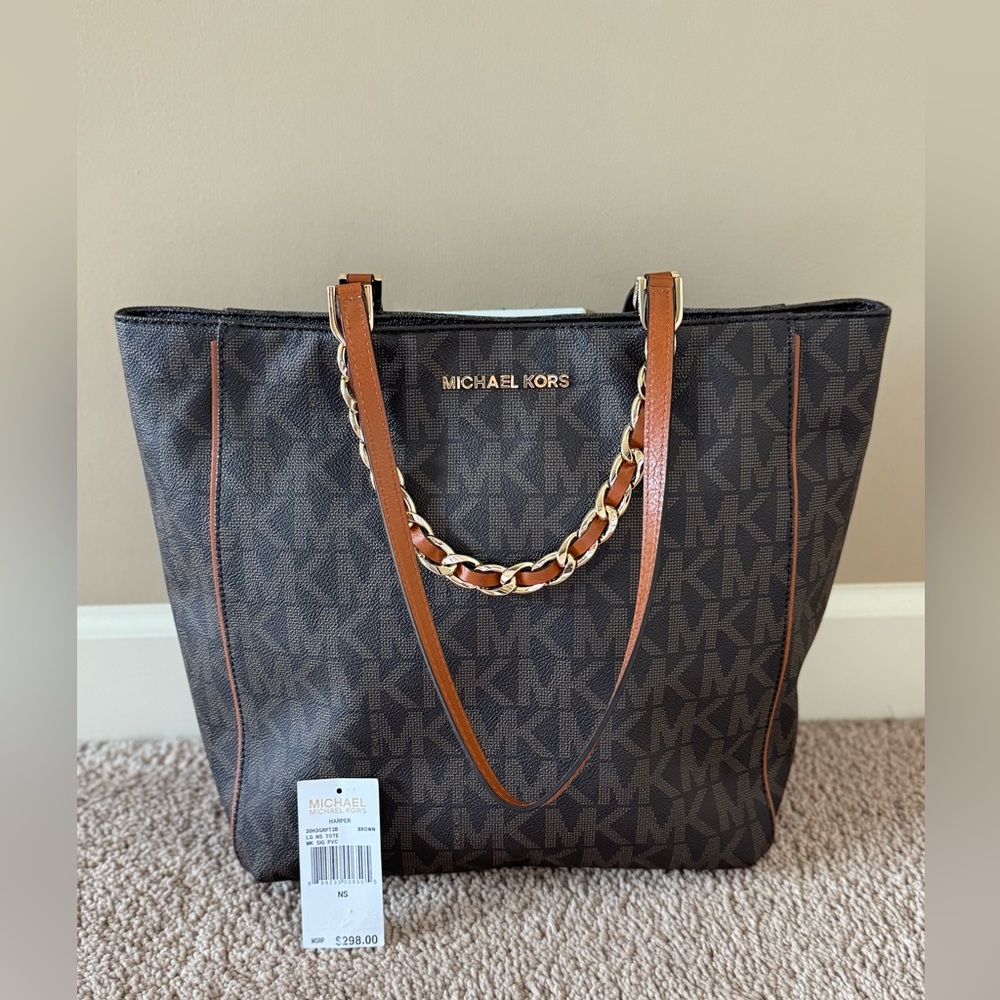 New Michael Kors Signature Monogram Harper Tote